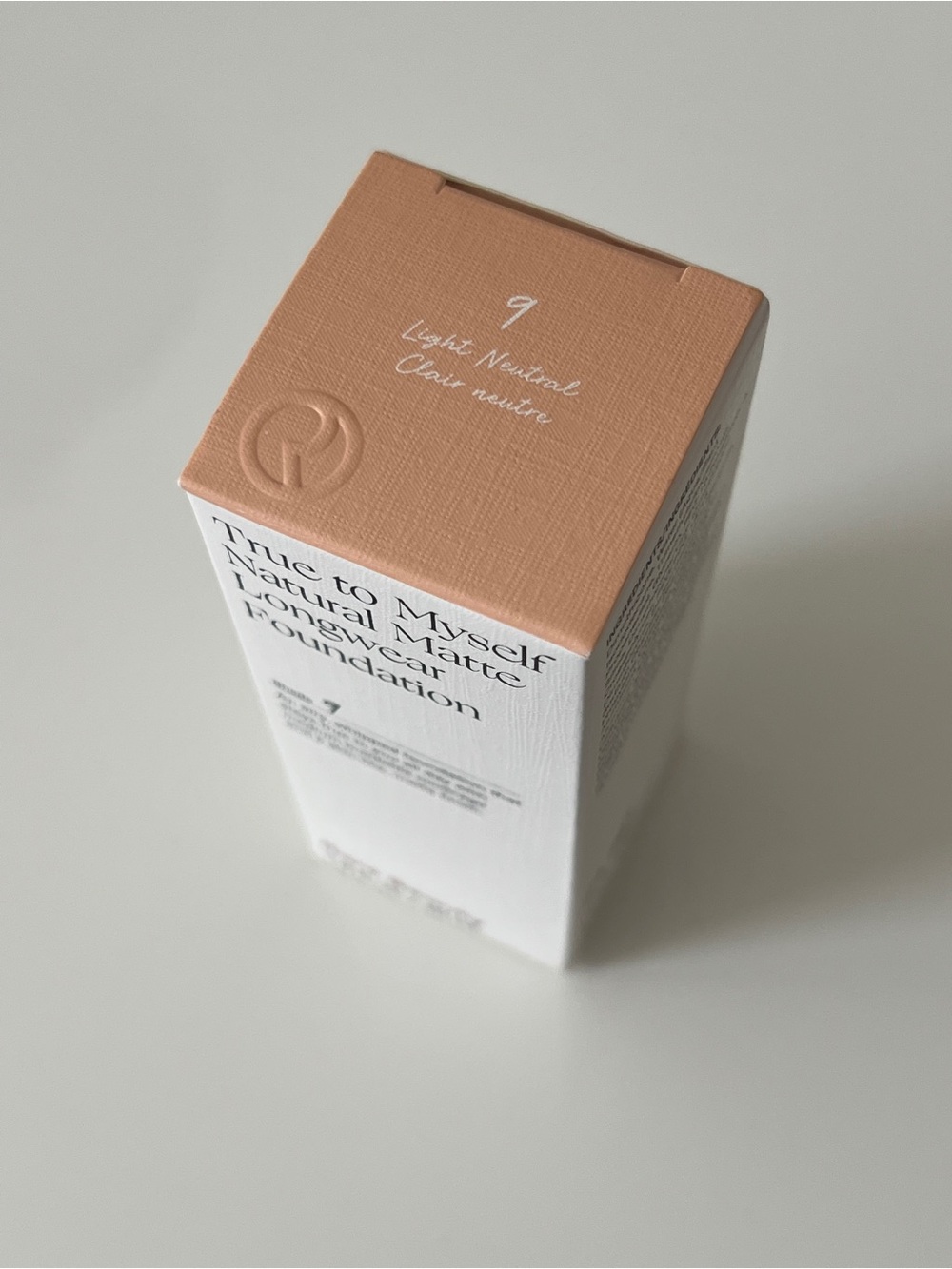 Rare Beauty True to Myself Natural Matte Longwear Foundation ​- 9 Light Neutral - Picture 5 of 8